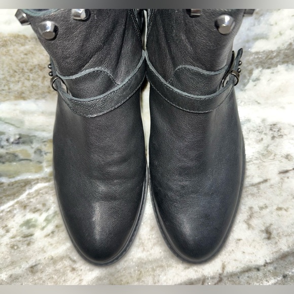 Stuart Weitzman Go West Studded Ankle Boot 10 - Picture 4 of 9